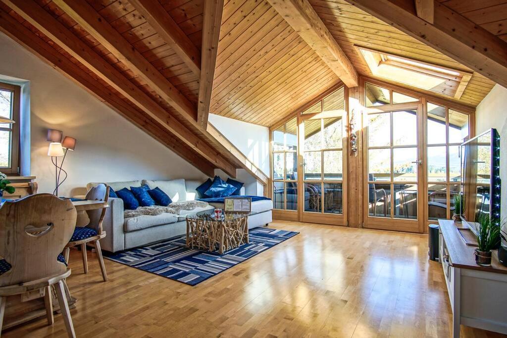 Luxury Living Near Weissensee +Balcony +Netflix Füssen Kültér fotó